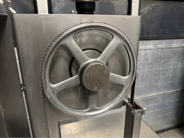 Mainca - vleeszaagmachine / lintzaag - afbeelding 5 van  7