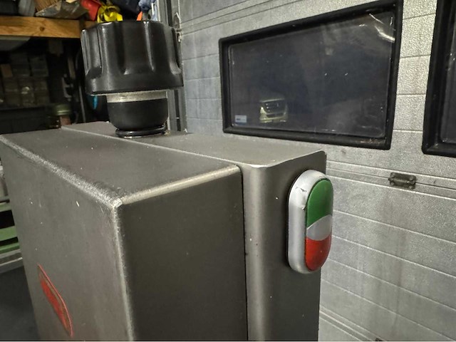 Mainca - vleeszaagmachine / lintzaag - afbeelding 7 van  7