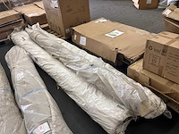 Maisons du monde vloerkleed 250x350 cm - afbeelding 1 van  3