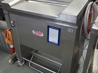 Maja - afbeelding 1 van  7