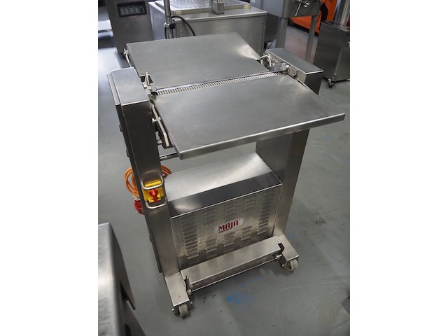 Maja - afbeelding 1 van  5