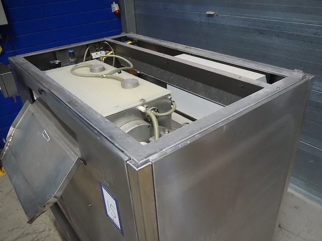 Maja - afbeelding 10 van  14