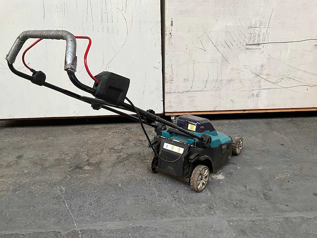 Makita - dlm382 - grasmaaier - afbeelding 6 van  10