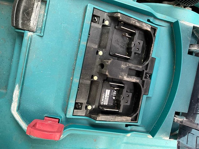 Makita - dlm382 - grasmaaier - afbeelding 10 van  10