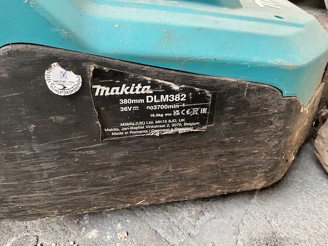 Makita - dlm382 - grasmaaier - afbeelding 4 van  5