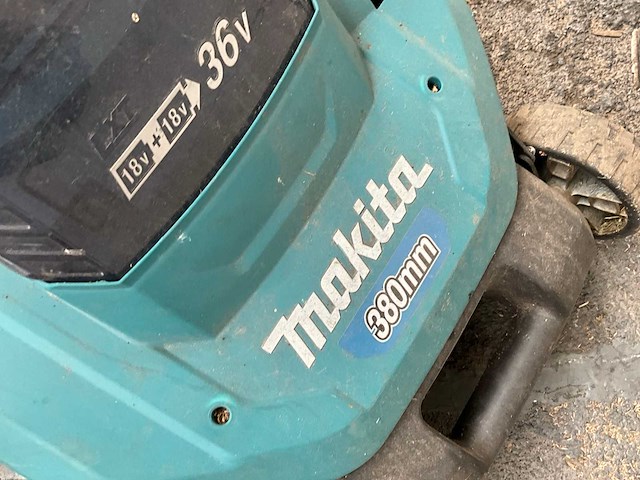 Makita - dlm382 - grasmaaier - afbeelding 5 van  5