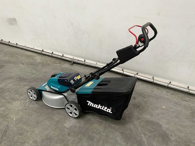 Makita - dlm463 - grasmaaier met 2x 18v accu en 1x lader - afbeelding 9 van  14