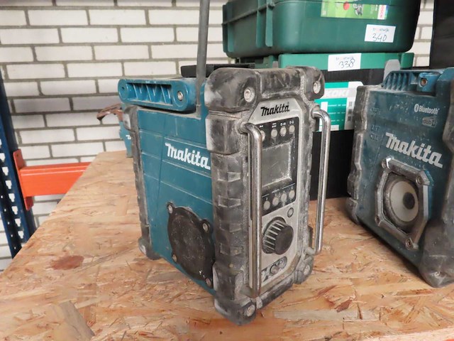 Makita - dmr107 - accu bouwradio - afbeelding 2 van  3