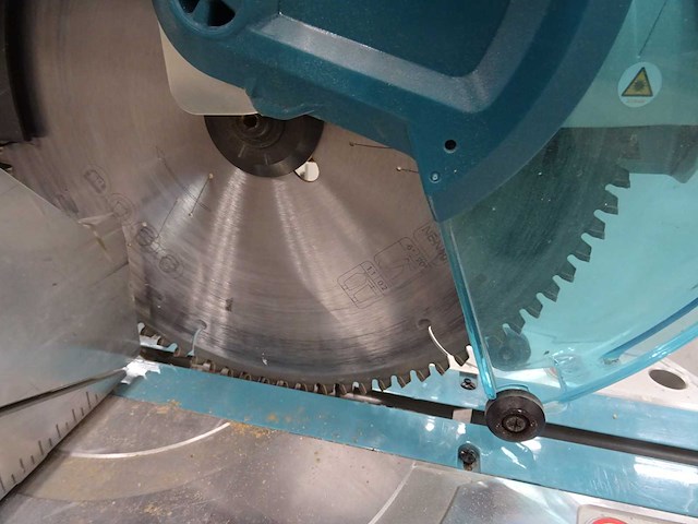 Makita - ls1219l - afkortzaag - afbeelding 2 van  3