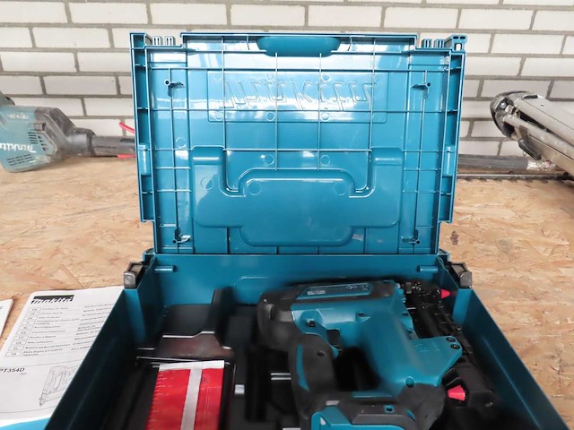 Makita - pt354djz - accu tacker - afbeelding 4 van  6