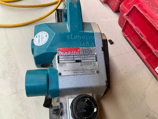 Makita 1100 schaafmachine - afbeelding 2 van  2