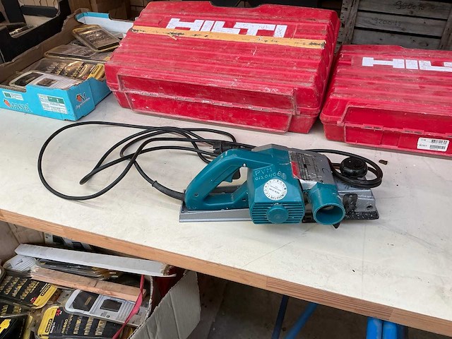 Makita 1100 schaafmachine - afbeelding 2 van  4