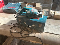 Makita 1100 schaafmachine - afbeelding 1 van  3