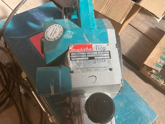 Makita 1100 schaafmachine - afbeelding 2 van  3