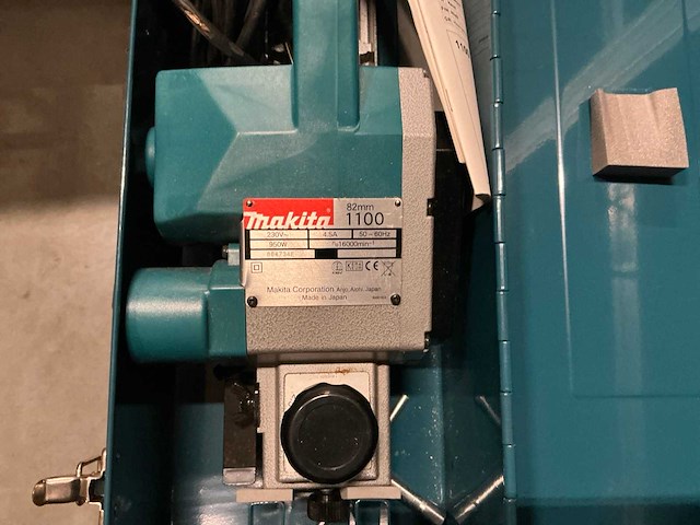Makita 1100 schaafmachine - afbeelding 2 van  3