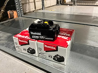 Makita 18v 5ah accu (4x) - afbeelding 1 van  3