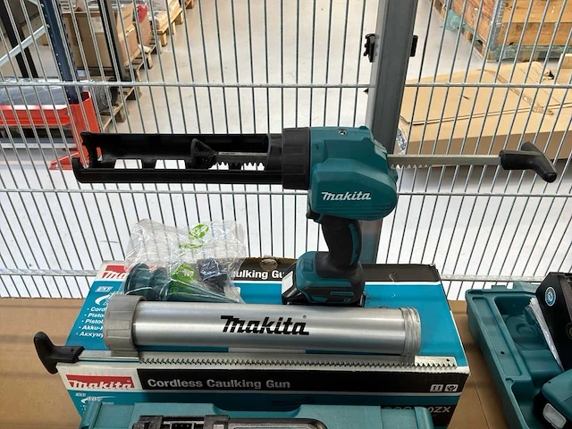 Makita 18v accugereedschap - afbeelding 3 van  5