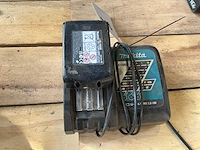 Makita 18volt acculader met 1 accu - afbeelding 2 van  2