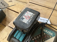 Makita 18volt acculader met 1 accu - afbeelding 4 van  4
