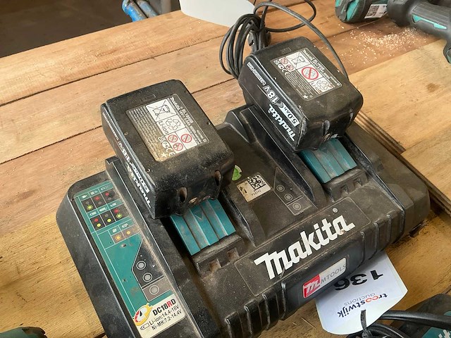 Makita 18volt acculader met 2x accu - afbeelding 2 van  6