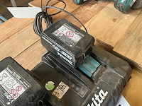 Makita 18volt acculader met 2x accu - afbeelding 3 van  6