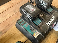 Makita 18volt acculader met 2x accu - afbeelding 4 van  6