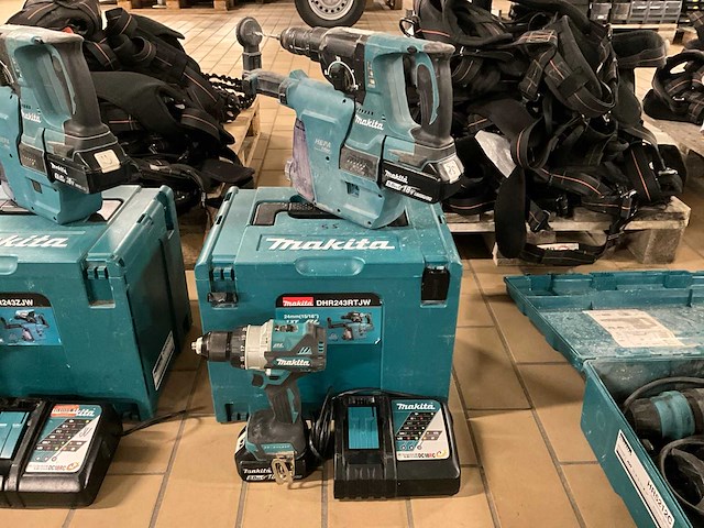 Makita 2-delige accu gereedschapsset - afbeelding 1 van  5