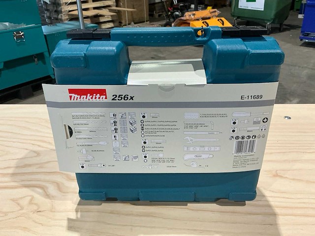 Makita 256-delig gereedschapskoffer - afbeelding 2 van  8