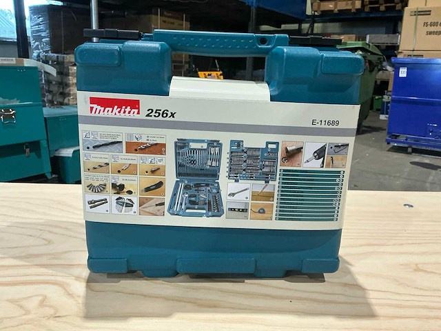 Makita 256-delig gereedschapskoffer - afbeelding 1 van  8