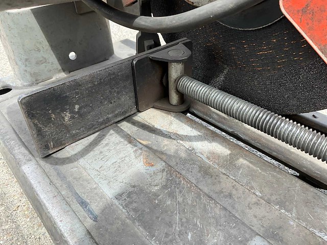 Makita 2616s afkortcirkelzaagmachine - afbeelding 6 van  8