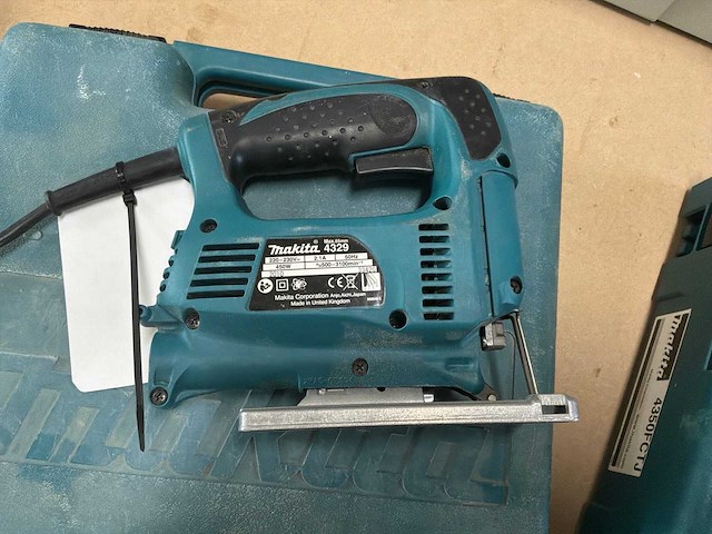 Makita 4329 decoupeerzaag - afbeelding 5 van  7