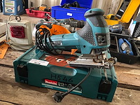 Makita 4531fctj decoupeerzaag - afbeelding 1 van  4