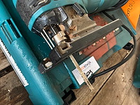 Makita 4531fctj decoupeerzaag - afbeelding 3 van  4