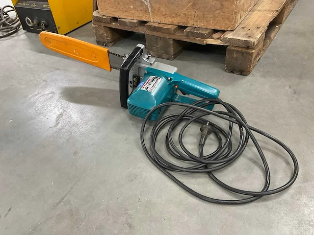 Makita 5016b electrische kettingzaag - afbeelding 1 van  5