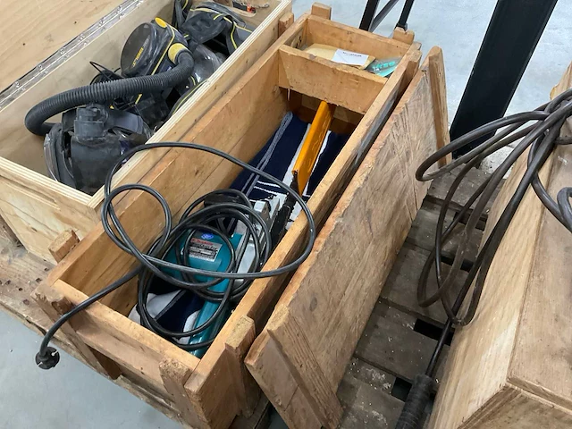 Makita 5016b electrische kettingzaag - afbeelding 5 van  5