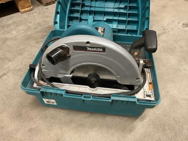 Makita 5903r cirkelzaagmachine - afbeelding 1 van  3