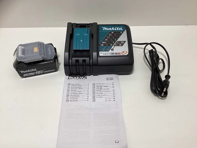 Makita 5ah accu + makita snellader dc18rc - afbeelding 1 van  6