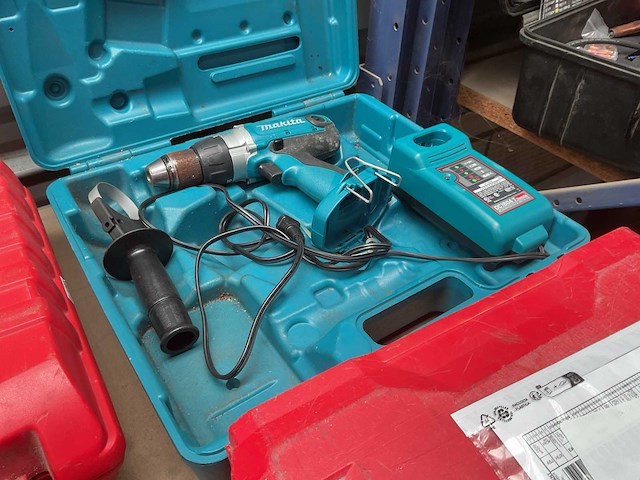 Makita 6349d boormachine - afbeelding 1 van  6