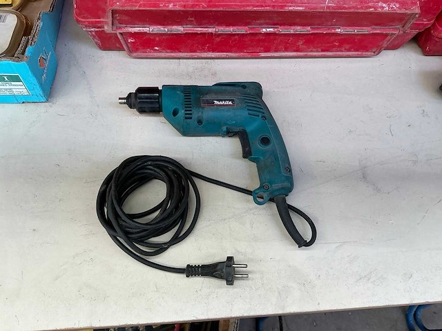 Makita 6821 schroefmachine - afbeelding 1 van  2