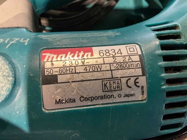 Makita 6841 bandschroefmachine - afbeelding 2 van  2