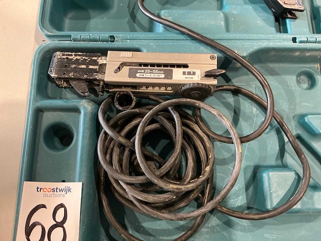 Makita 6842 bandschroefmachine - afbeelding 5 van  6