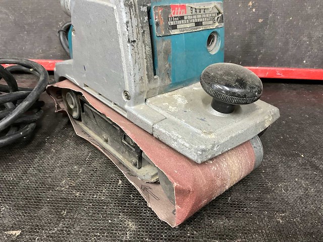Makita 9402 bandschuurmachine - afbeelding 4 van  5