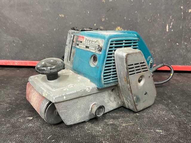 Makita 9402 bandschuurmachine - afbeelding 5 van  5