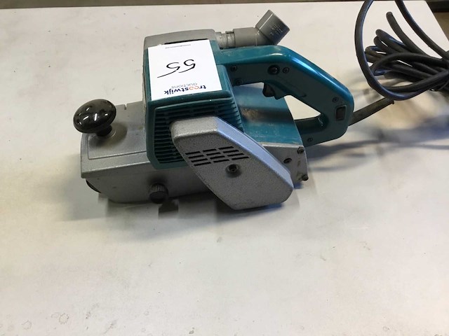 Makita 9402 bandschuurmachine - afbeelding 3 van  5