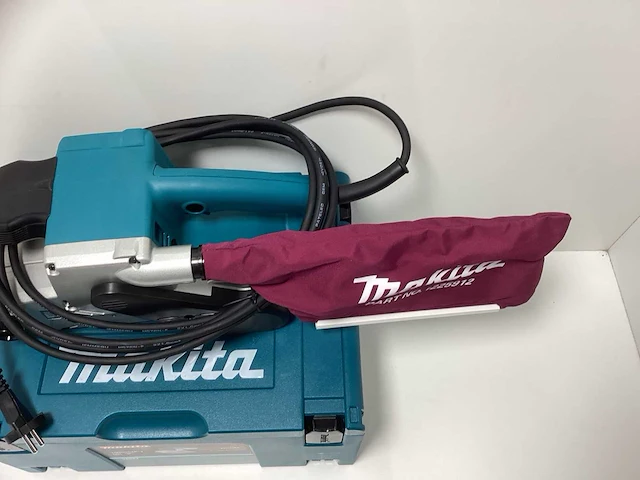 Makita 9404j bandschuurmachine (in m-box) - afbeelding 9 van  9