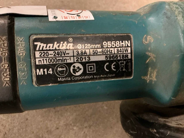Makita 9558hnr haakse slijpmachine - afbeelding 4 van  4