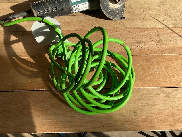 Makita 9565h haakse slijpmachine - afbeelding 5 van  5