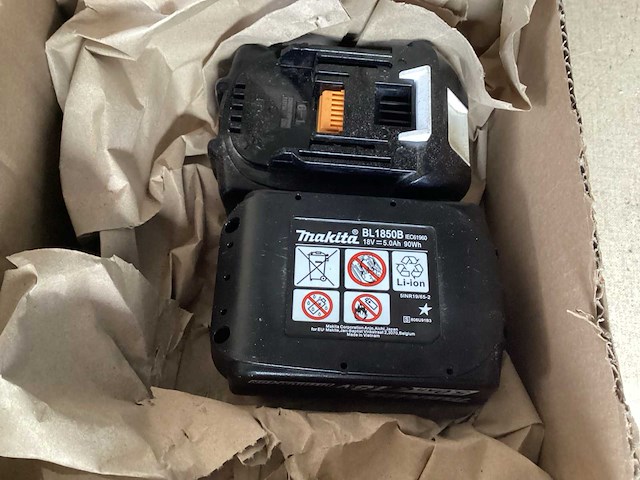 Makita accu (2x) - afbeelding 3 van  3