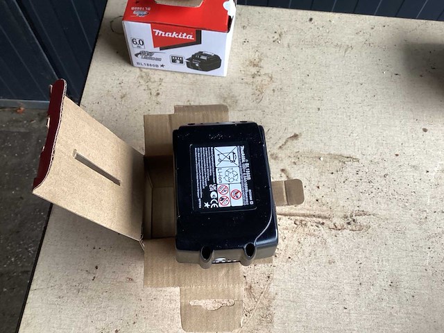 Makita accu (4x) - afbeelding 4 van  5