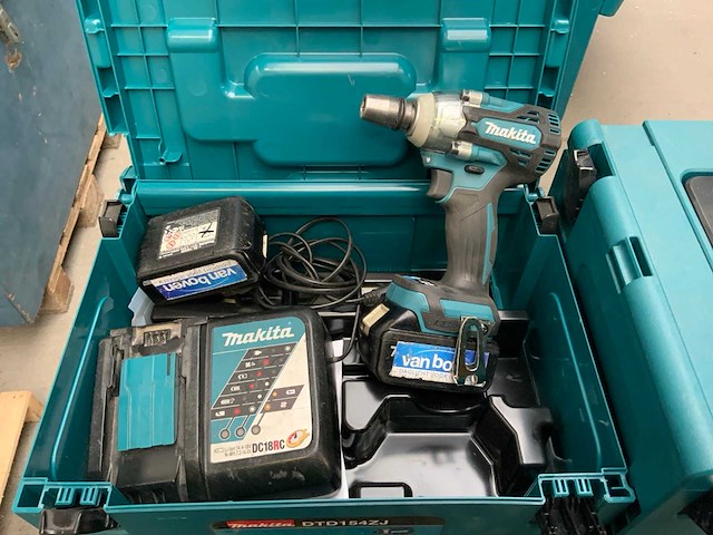 Makita accu gereedschap (2x) - afbeelding 2 van  3